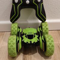 macchinina telecomandata a pile.