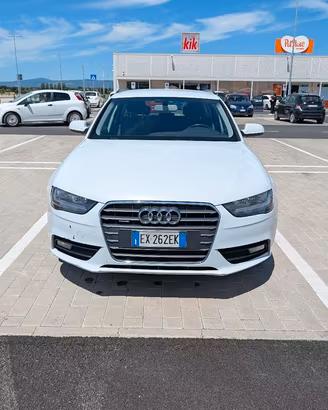 Audi A4 2.0 TDI Avant S-Tronic Quattro 177cv Bianc