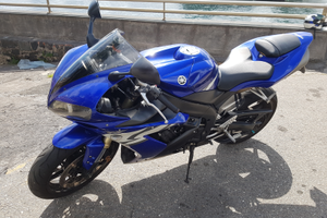 Yamaha yzf r1