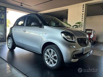 SMART ForFour 70 1.0 Passion