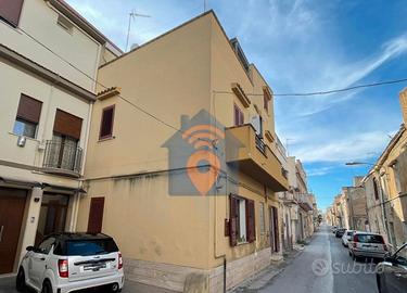 Castelvetrano Casa Indipendente Con Terrazzo