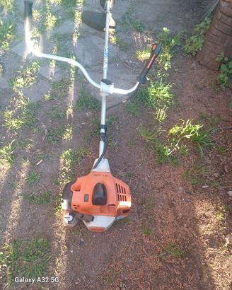  STIHL FS 240 R DECESPUGLIATORE 