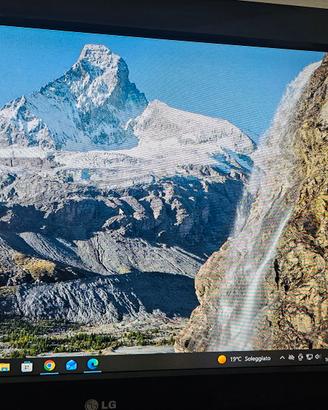 TV / Monitor LG 32" HD