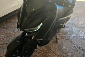Yamaha xmax 300