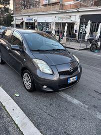 Toyota Yaris 1.4 D-4D DPF 5 porte