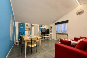 3 LOCALI A CATTOLICA