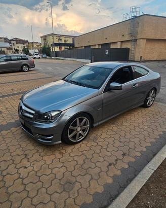 Mercedes-benz C 220 CDI BlueEFFICIENCY Avantgarde