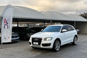 Audi Q5 3.0 V6 TDI S-Line con tetto apribile