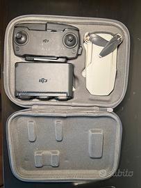 DJI MAVIC MINI COMBO  con 3 Batterie