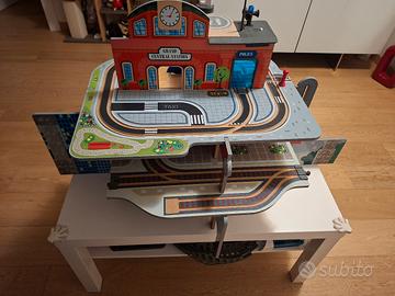 città dei treni  in legno 