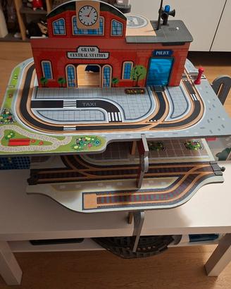 città dei treni  in legno 