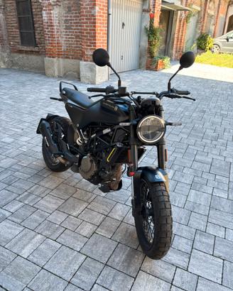 Husqvarna Svartpilen 125