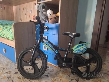 DinoBikes dinosauri+protezioni omaggio età 4-7