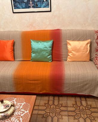 Arredamento divano, poltrone, soggiorno, letti