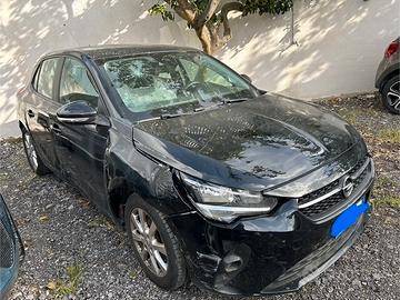 Opel Corsa 2023 sinistrata incidentata 1.5 D 100 C