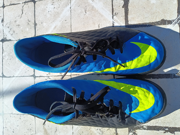 Nike calcetto clearance hypervenom