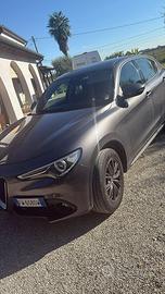 Alfa Romeo Stelvio Q4