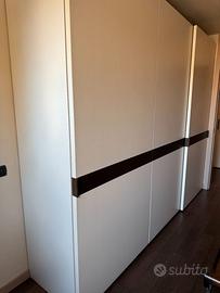 Armadio Poliform a 6 ante