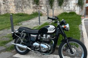 Triumph Bonneville T100