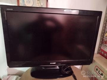 TV LCD Sharp Aquos 32 pollici 
