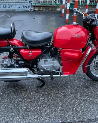 Moto Guzzi Nuovo Falcone Anno 1978 restaurato comp