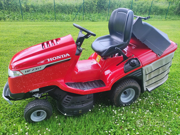 Trattorino tagliaerba Honda 2317 seminuovo