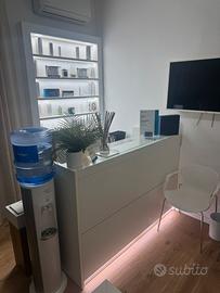 Desk Reception  bianco per studio sala d’attesa