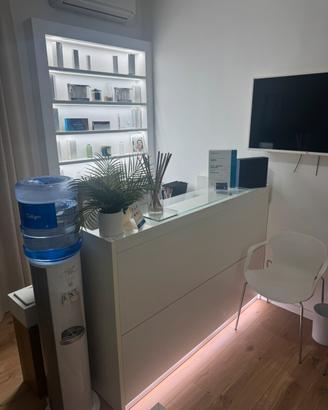 Desk Reception  bianco per studio sala d’attesa