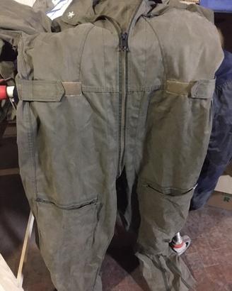 Pesca pantaloni e giacca