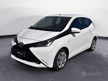 Toyota Aygo 1.0 VVT-i x-wave