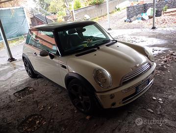 Mini cooper One  1.6 R53