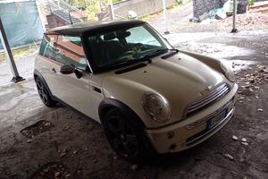 Mini cooper One  1.6 R53