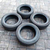 4 Pneumatici Invernali 215/55 R17 98V Hankook