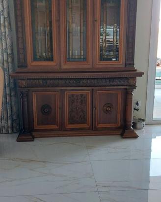 Vetrina in legno