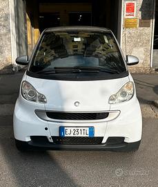 Smart fortwo 1.0 mhd