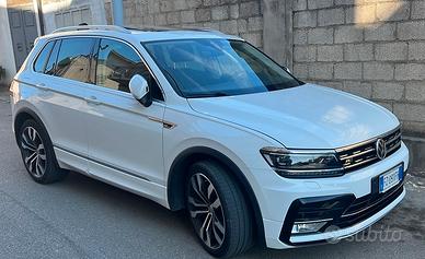 Volkswagen Tiguan R-Line 2.0 TDI 150 CV DSG