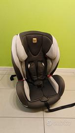 Seggiolinoauto Cam 9-36kg con attacchi isofix
