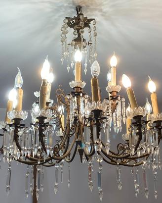lampadario grande con pendenti