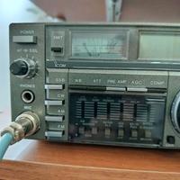 ICOM ic735