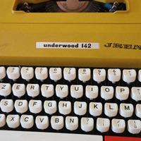 Macchina da scrivere