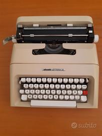 Macchina da scrivere Olivetti lettera 35