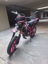 Suzuki Valenti SM "nuova". Solo 80 km