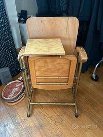 Sedia vintage in legno e ottone