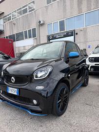 Smart ForTwo EQ BRABUS Nightsky
