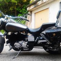 Honda VT 750 Black Widow - 2001
