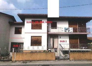 Immobile in asta di 309 m² con più di 5 locali e b