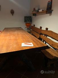 Tavolo antico in legno massello fatto a mano