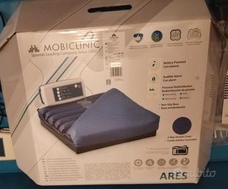 Cuscino antidecubito per sedia a rotelle o p