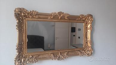  Specchio con cornice  plastica 