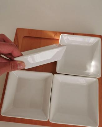 Set 4 ciotole bianche in ceramica con base legno
